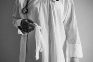 How Seniors Can Navigate Medical Malpractice Cases (and What to Expect from a Payout)